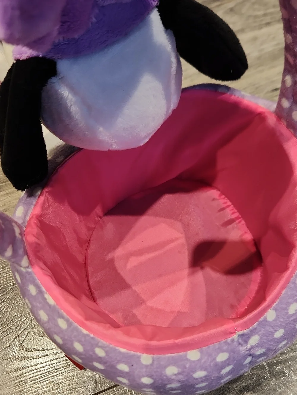 EUC PEANUTS Snoopy Bunny Ears & Little Chick w/purple & White Polka-a-dot Basket